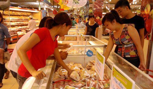 Khách chê chợ, siêu thị hưởng lợi - 2