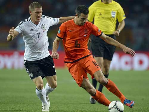 Van Gaal nhận Hà Lan "dưới cửa" Đức - 1