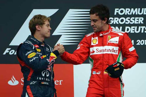 Vettel: "Tôi và Alonso đều xứng đáng vô địch" - 1