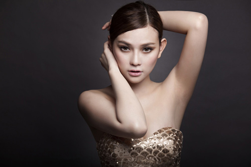 Mỹ nhân Vbiz có tên Thu - 11