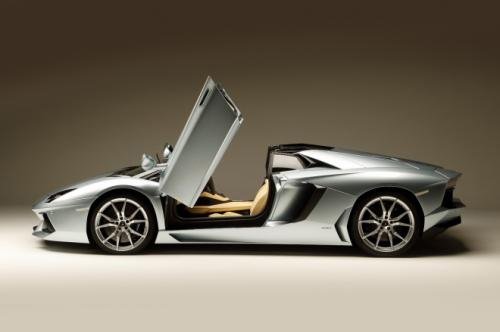 Aventador LP700-4 Roadster: Vẻ đẹp hoàn hảo - 7
