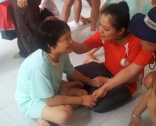 Thu Hiền tham gia đạp xe xuyên Việt - 19