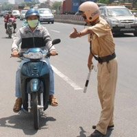 Tin tức trong ngày - CSGT không được kiểm tra nguồn gốc xe