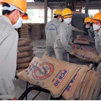 Thị trường - Tiêu dùng - Xi măng: Tồn kho lớn vẫn đầu tư