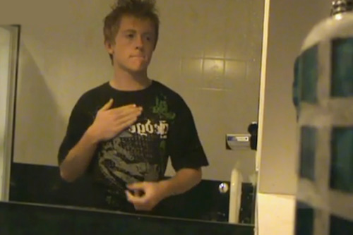 Chơi nhạc bằng... cơ thể - 2