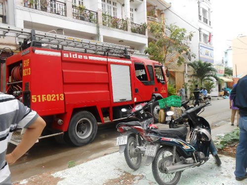 TP.HCM: Hỏa hoạn thiêu rụi 5 căn nhà - 6
