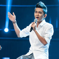 Sao ngoại-sao nội - Thanh Tùng bất ngờ vuốt má Mỹ Tâm