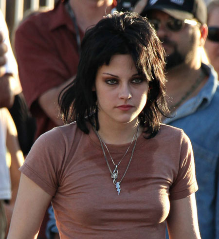 Kristen Stewart's "depressing" hairstyles - 2