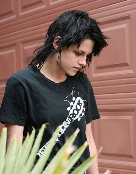 Kristen Stewart's "depressing" hairstyles - 4