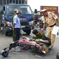 Tin tức trong ngày - Tai nạn giao thông: Còn lại những gì?