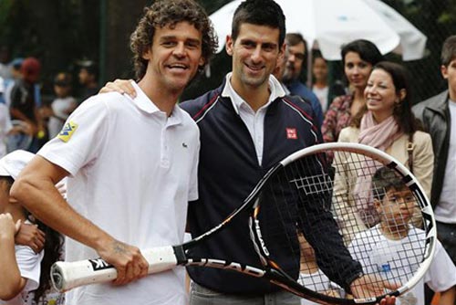 Djokovic diễn hề hài hước tại Brazil - 2