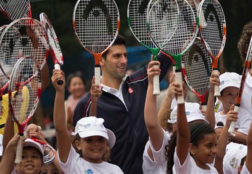 Djokovic diễn hề hài hước tại Brazil - 3