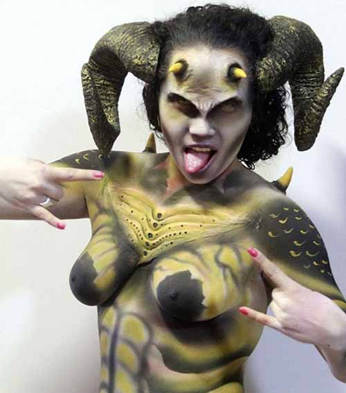 Những tín đồ hành xác hội ngộ - 4