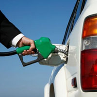 Thị trường - Tiêu dùng - Giá dầu thô tăng mạnh lên gần 90 USD/thùng