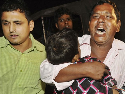 Ấn Độ: Giẫm đạp, 18 phụ nữ, trẻ em chết thảm - 1
