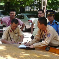 Tin tức trong ngày - CSGT không được hỏi "xe có chính chủ?"