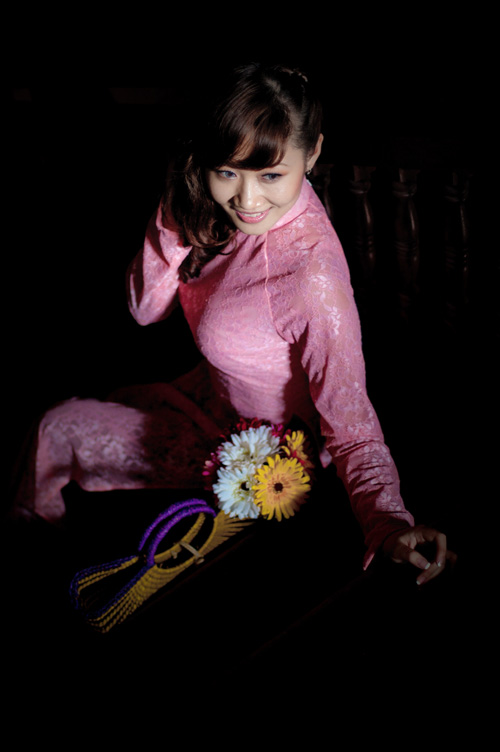 Hoa khôi Phương Đông dịu dàng trên phố - 6