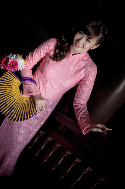 Hoa khôi Phương Đông dịu dàng trên phố - 8