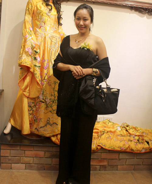 Không "mát mẻ", hoa hậu có còn gợi cảm? - 2