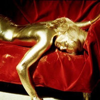 Tin tức trong ngày - Công nghệ nhuộm tóc bằng... vàng