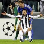 Bóng đá - Juve - Chelsea: Trời cao và vực sâu