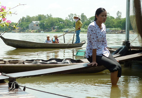 Diễm Châu mát tay trổ tài nuôi cá - 6