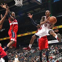 Thể thao - NBA: 10 pha ghi điểm không thể bỏ lỡ trong ngày