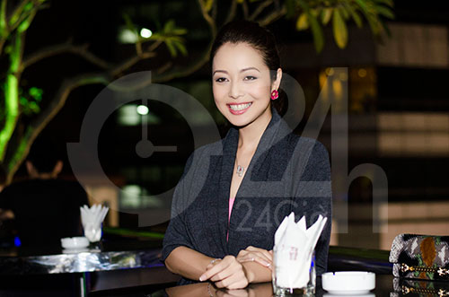 Jennifer lần đầu trong tay bạn trai - 13
