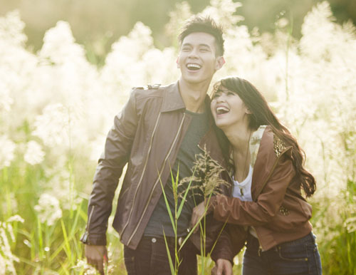 Hồ Vĩnh Khoa hôn Tú Vi ngọt ngào - 4