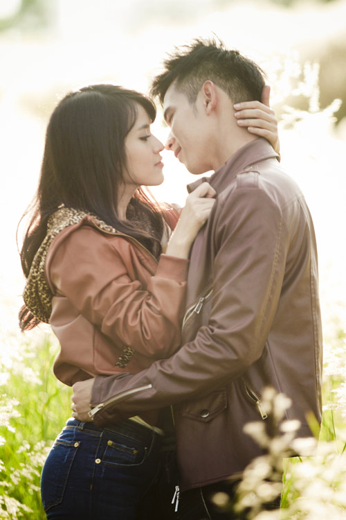 Hồ Vĩnh Khoa hôn Tú Vi ngọt ngào - 6