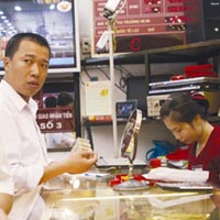 Tài chính - Bất động sản - Ngừng huy động, nhu cầu mua vàng giảm