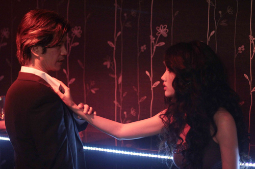 BB Phạm vào vai quyến rũ Dustin Nguyễn - 2