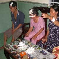 Điên cuồng phóng hỏa, chém người hàng loạt