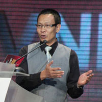  - LHP Quốc tế tránh "thảm họa phiên dịch"