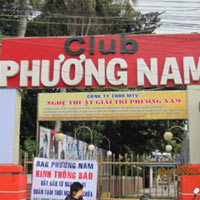 Pháp luật - Mang quan tài người nhà đến "quậy" quán bar