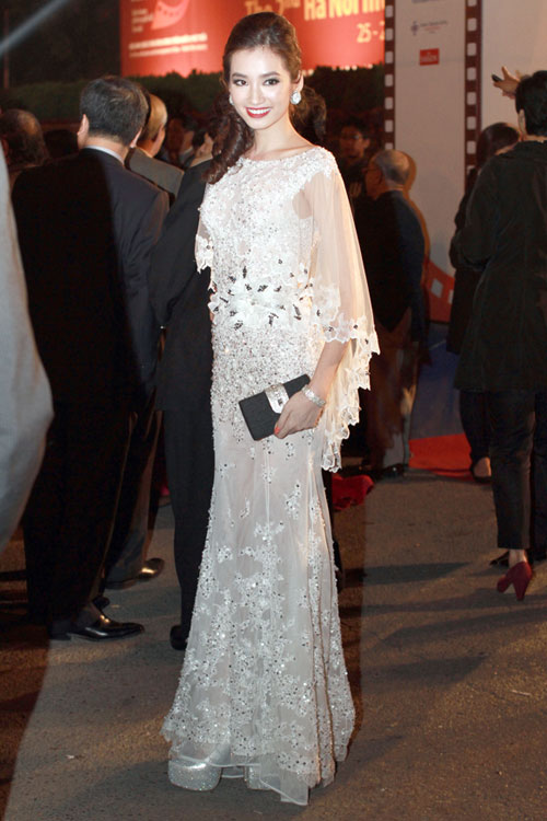 Lê Hoàng vồn vã gặp Lý Nhã Kỳ - 2