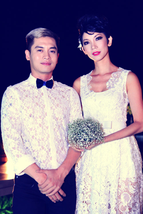 Sao nam cũng ham khoe ngực lấp ló - 4