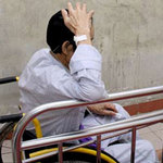 BS non tay, BN tâm thần “dắt mũi”