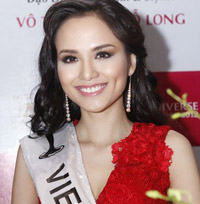 Người mẫu - Hoa hậu - Diễm Hương được khen “chuẩn men”
