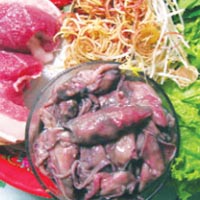 Ẩm thực - Ngon lạ lùng mắm mực ngày đông