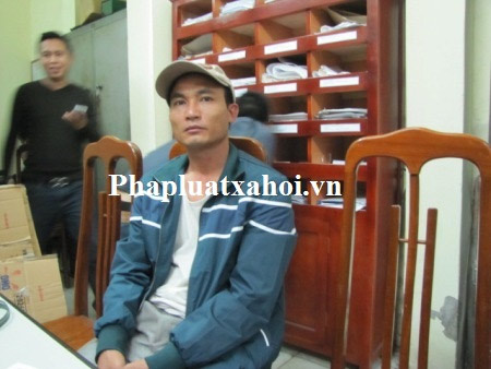 NK141: Lạnh người với vũ khí "nóng" trên ô tô - 6