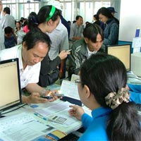 Tin tức trong ngày - Có tài khoản mới mua được vé tàu Tết