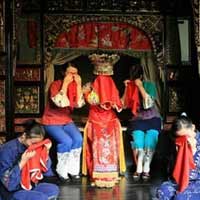 Tin tức trong ngày - TQ: Kỳ lạ tục khóc như đưa đám trong lễ cưới