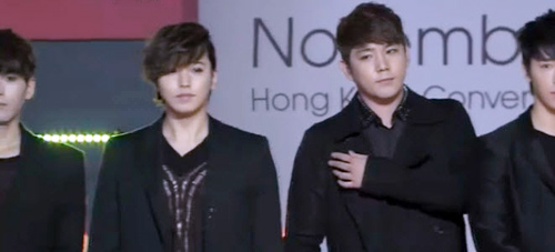 Rộn ràng thảm đỏ lễ trao giải MAMA - 10