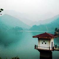 Du lịch - Suối đá huyền diệu dưới chân Tam Đảo