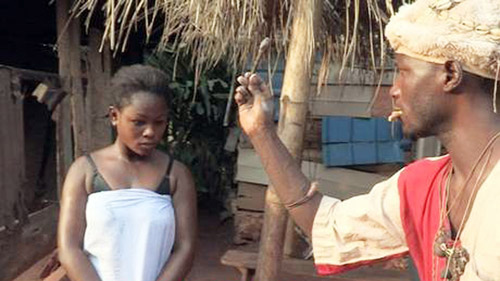 Anh: Nhận con nuôi để làm nô lệ tình dục - 1