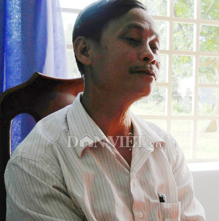 Trưởng công an xã gạ tình nữ sinh lớp 9 - 1