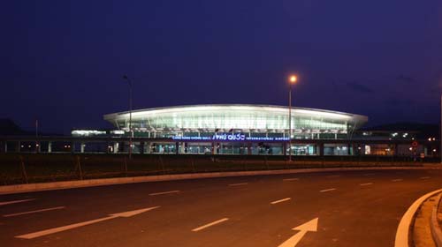 Sân bay quốc tế Phú Quốc chính thức hoạt động - 1