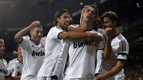 Liga sau V14: Barca một mình một ngựa - 2