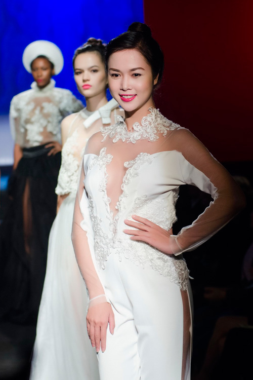 Lãng mạn như thiết kế của Hà Linh Thư - 7